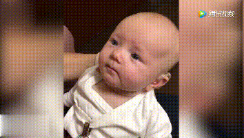 深夜监控拍下的这一幕，看哭无数人：你永远不知道孩子有多爱你…… 