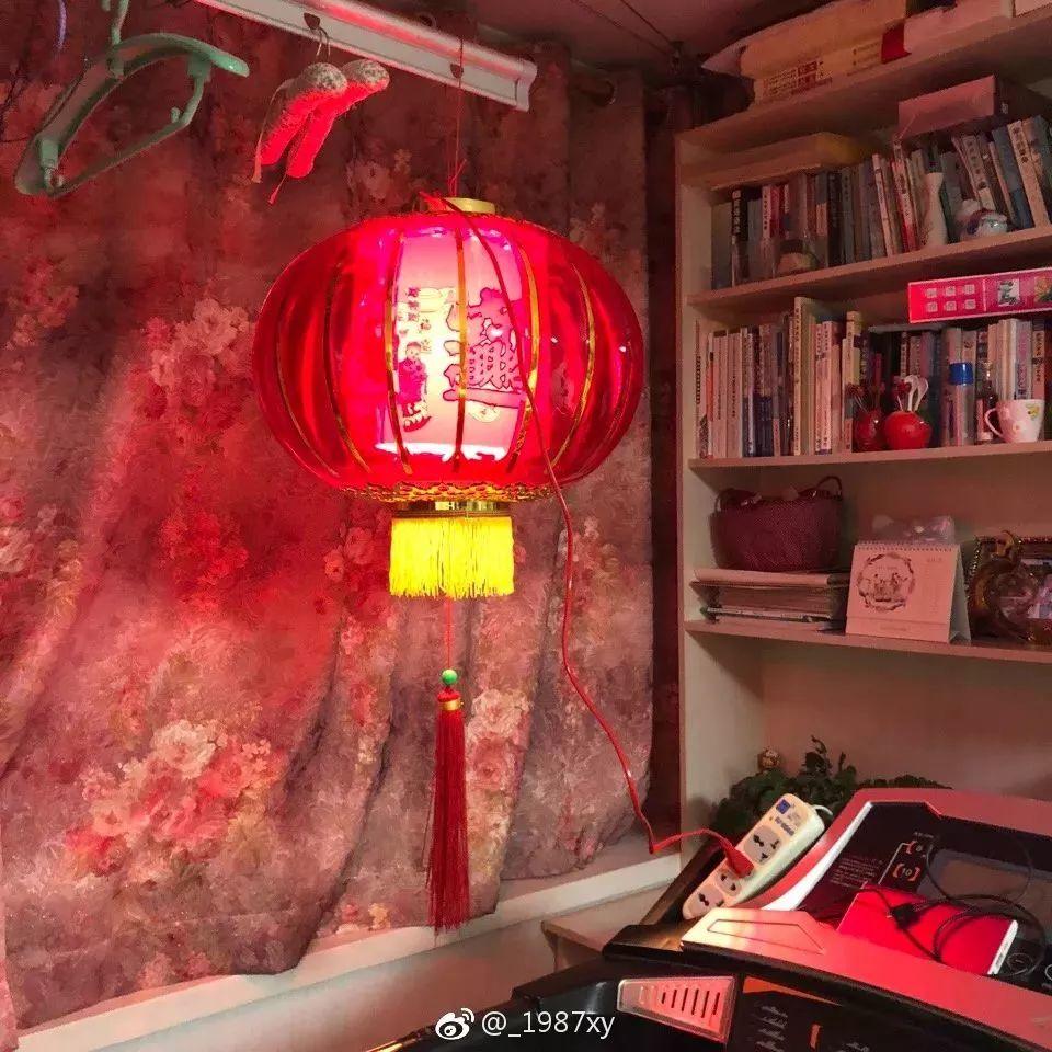 快过年了，你妈烫头了吗？哈哈哈哈哈哈哈哈哈哈 