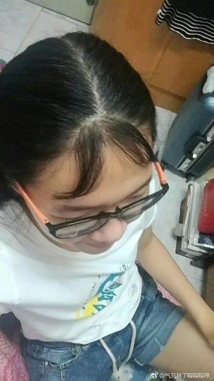 快过年了，你妈烫头了吗？哈哈哈哈哈哈哈哈哈哈 