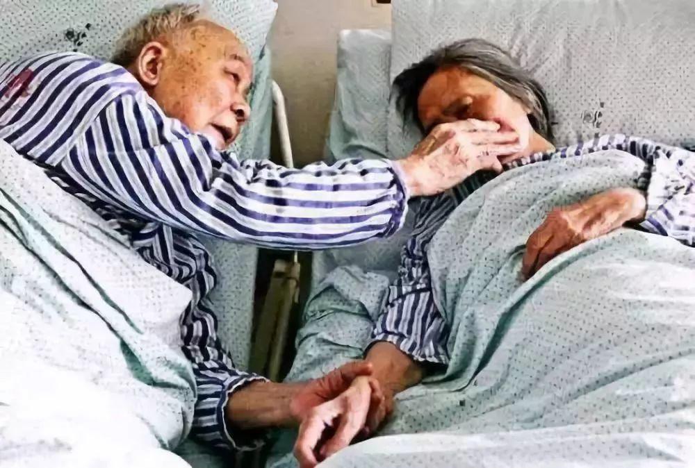 一个男人爱不爱你，看细节就知道 