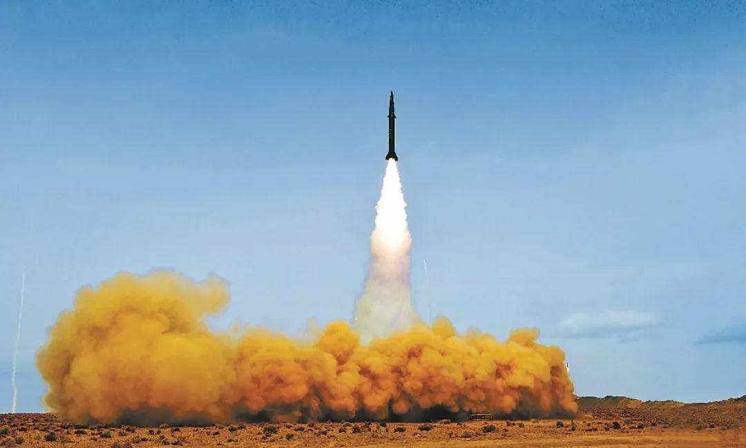 血饮丨不计报酬无论生死医者驰援武汉,不顾廉耻移花接木白宫隐瞒美军重大伤亡!